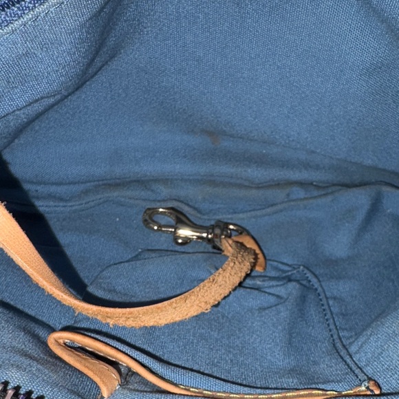 Dooney & Bourke Black Heart Y2K Pattern Shoulder Bag with Tan Straps - Picture 14 of 16